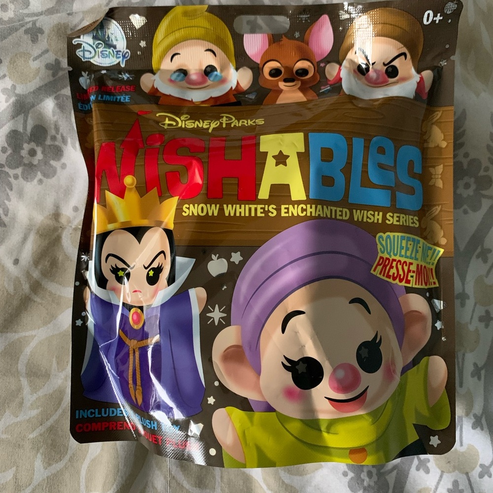 Disney Snow White Wishables